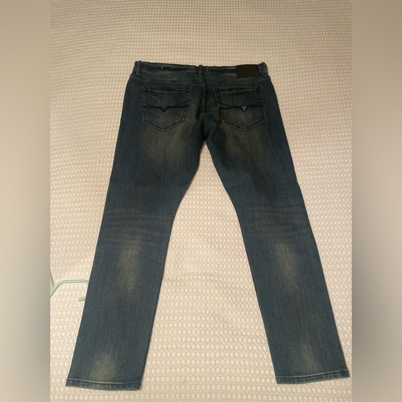 Mens Guess jeans Dark wash 38 x 30 - Picture 4 of 5